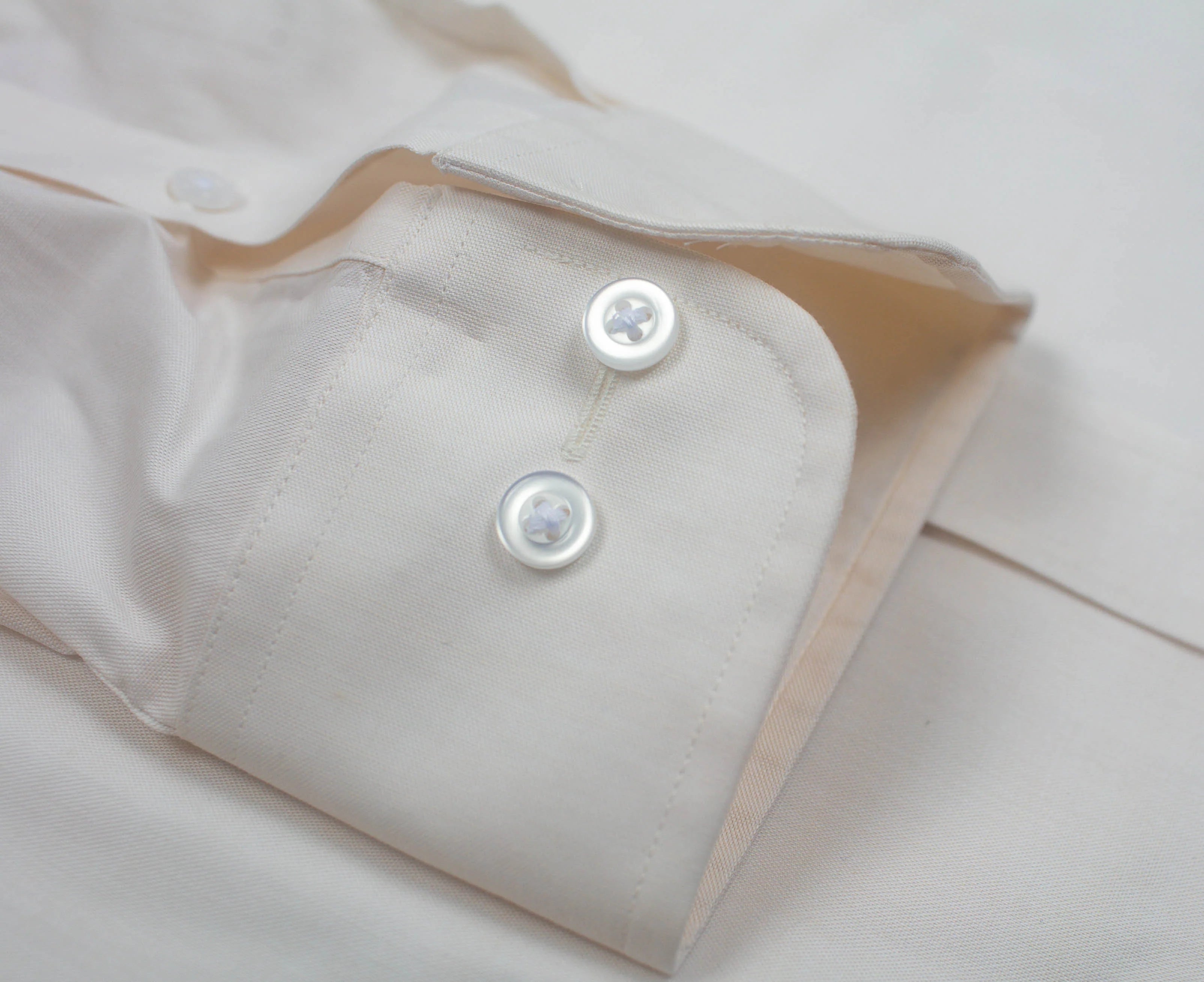 825 CF BD - New Creamy Ecru Button Down