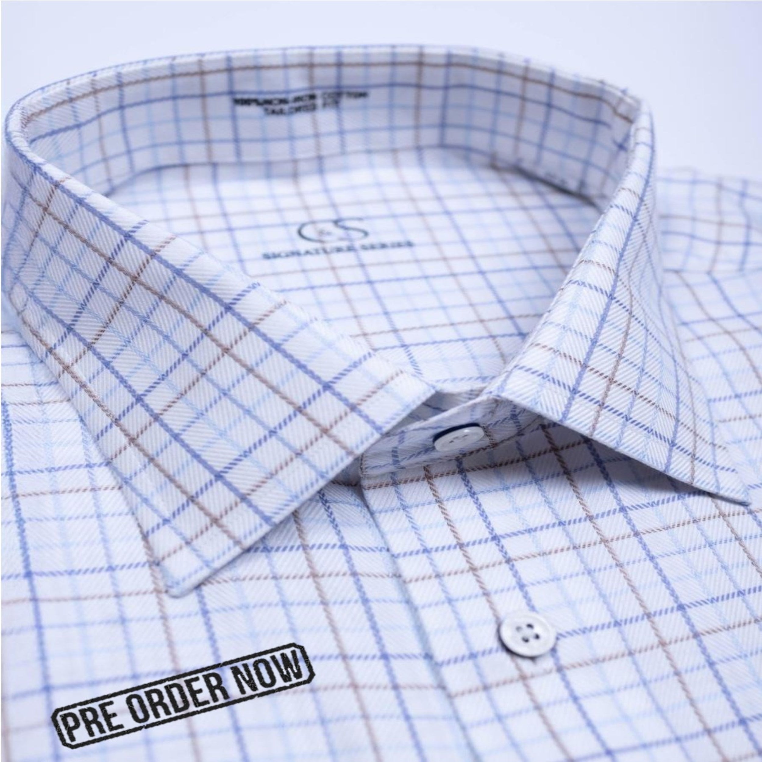 5005 CF SC - CF Cream with Sky Blue and Taupe accents Mini Box Spread Collar Signature Series( Arriving Spring 26)