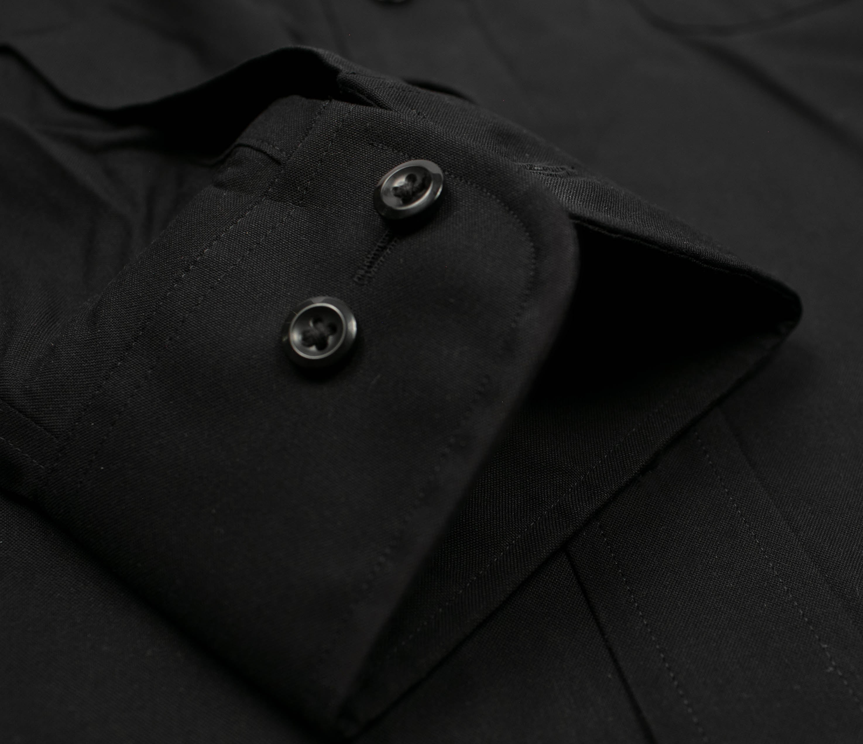004 TF SC - Black Tailored Fit Spread Collar