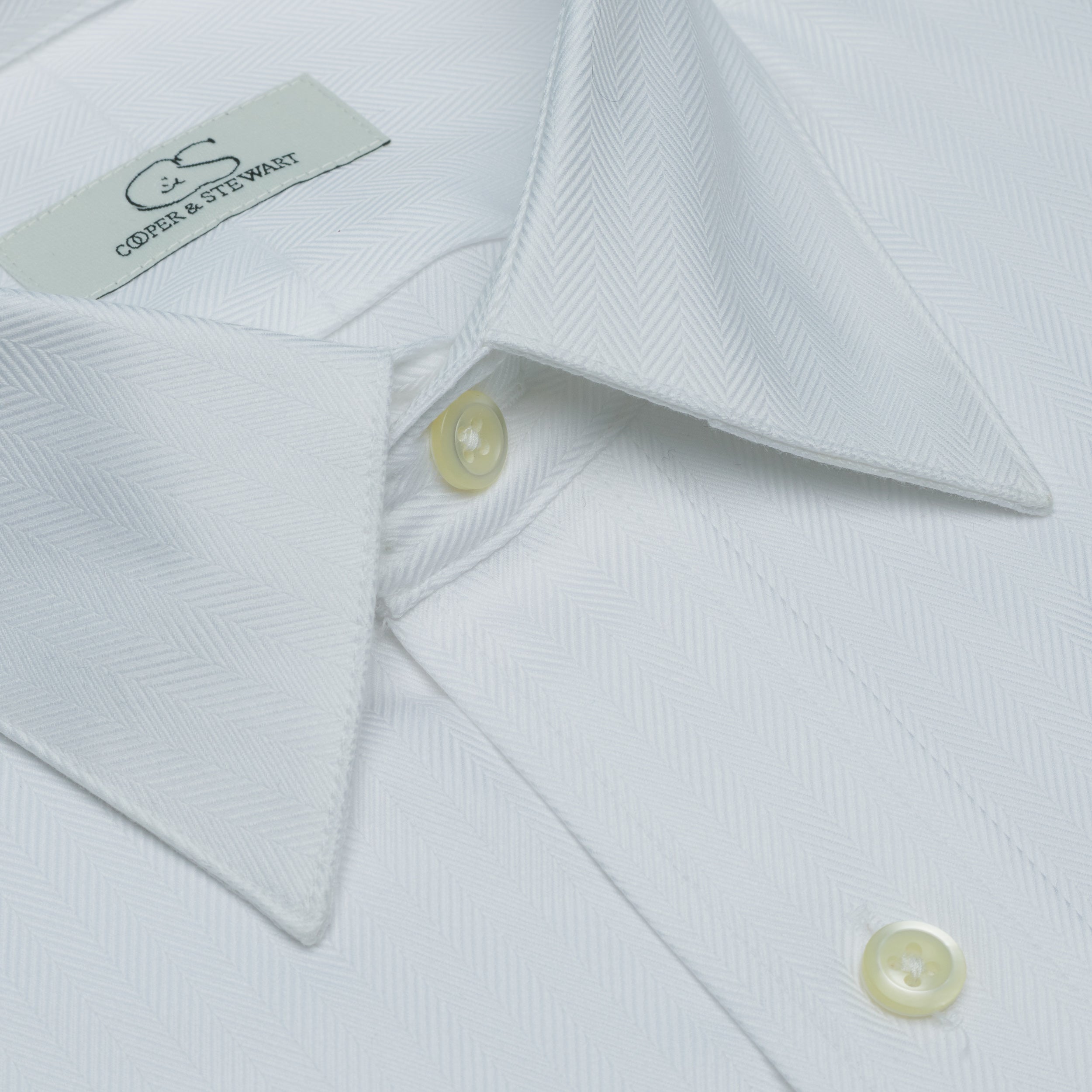 008 TF SC - White Herringbone Tailored Fit Spread Collar