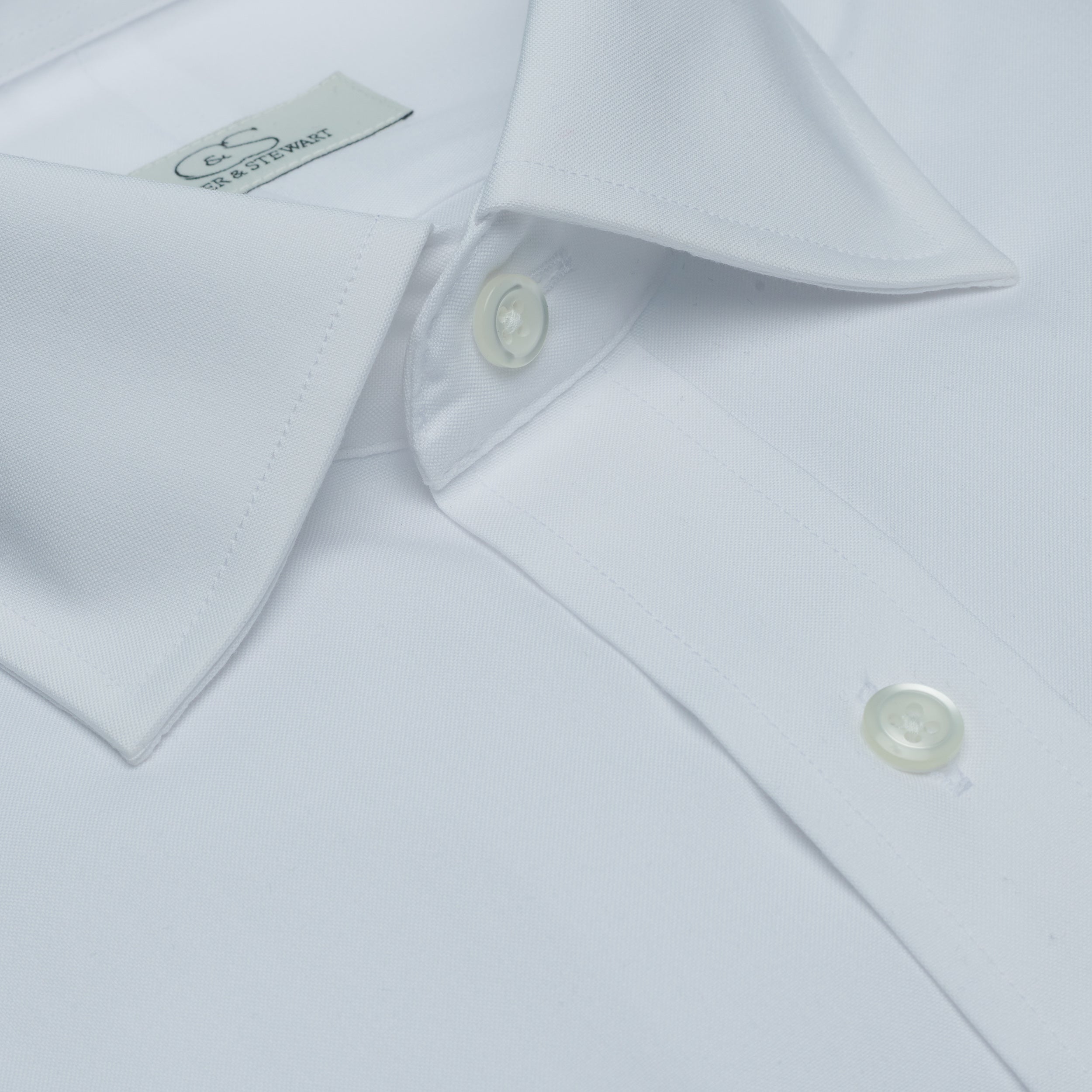 011 TF SC - White French Cuff Tailored Fit Spread Collar