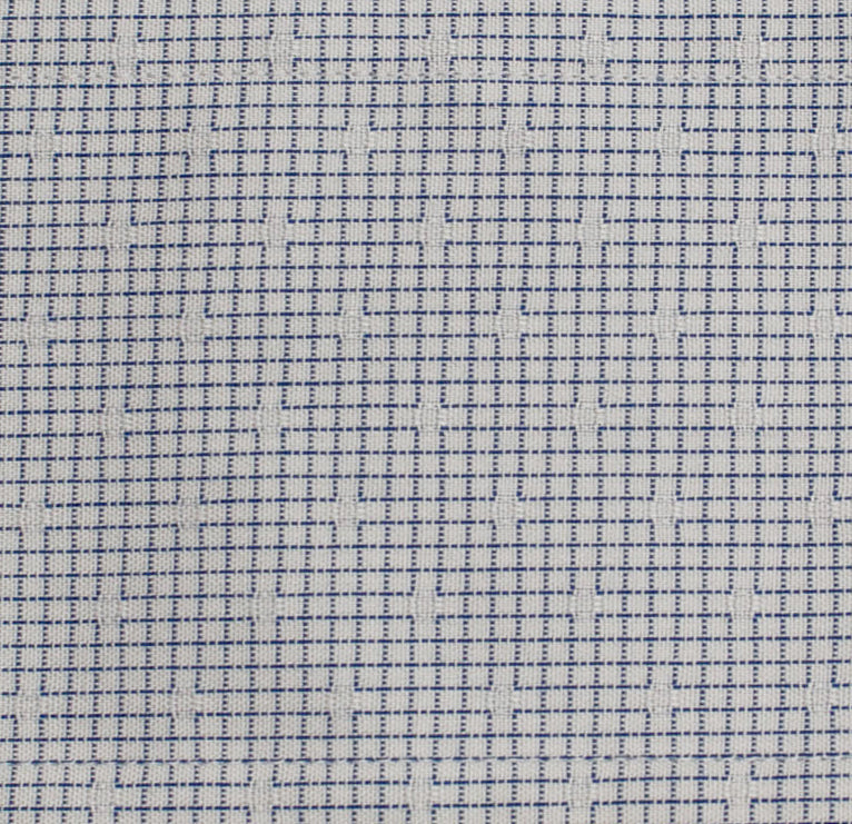 089 SC - Blue Dobby on Graph Check Spread Collar (95/5)