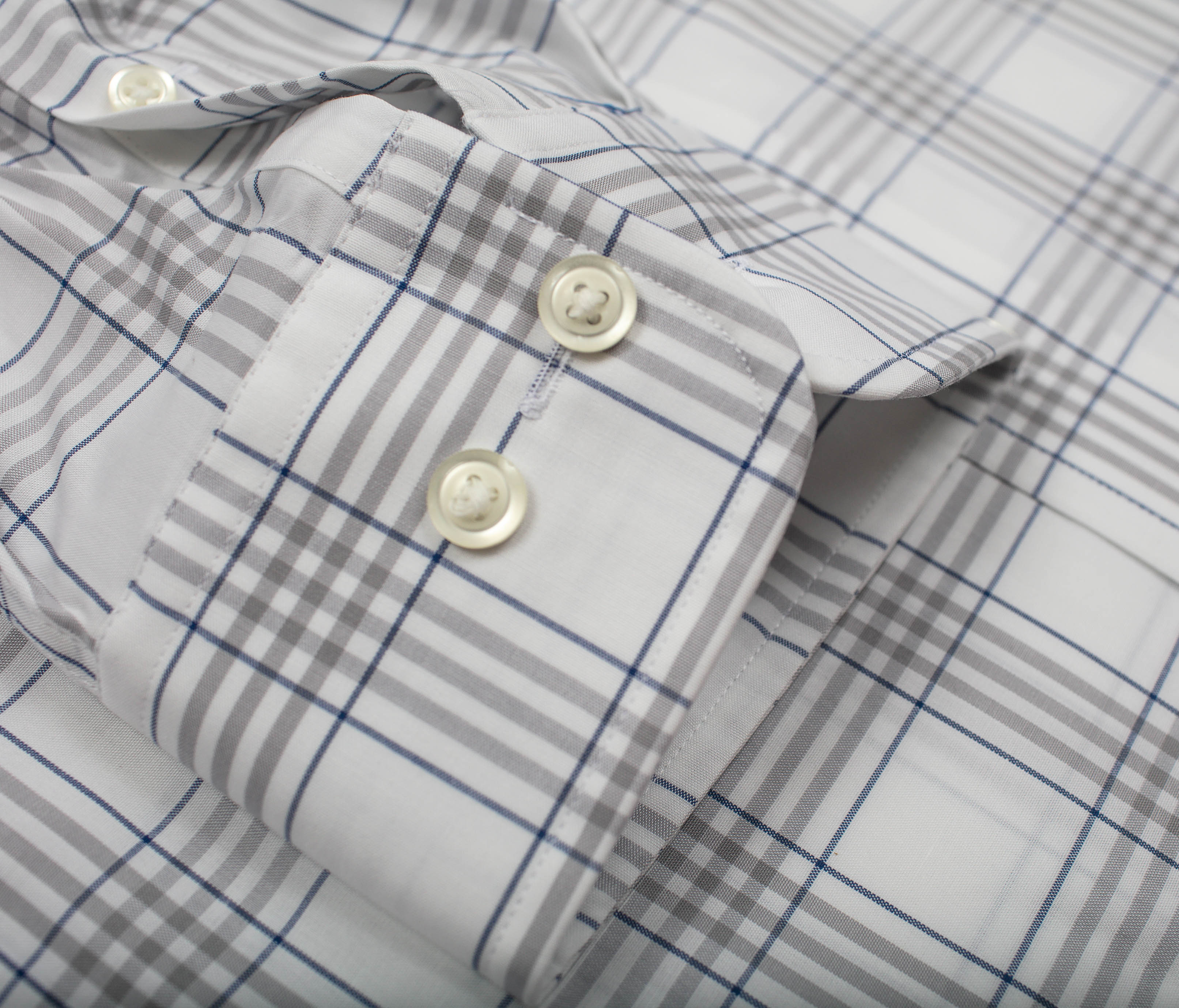 090 TF BD - Off White Windowpane w/Blue & Taupe Tailored Fit Button Down Collar (95/5)