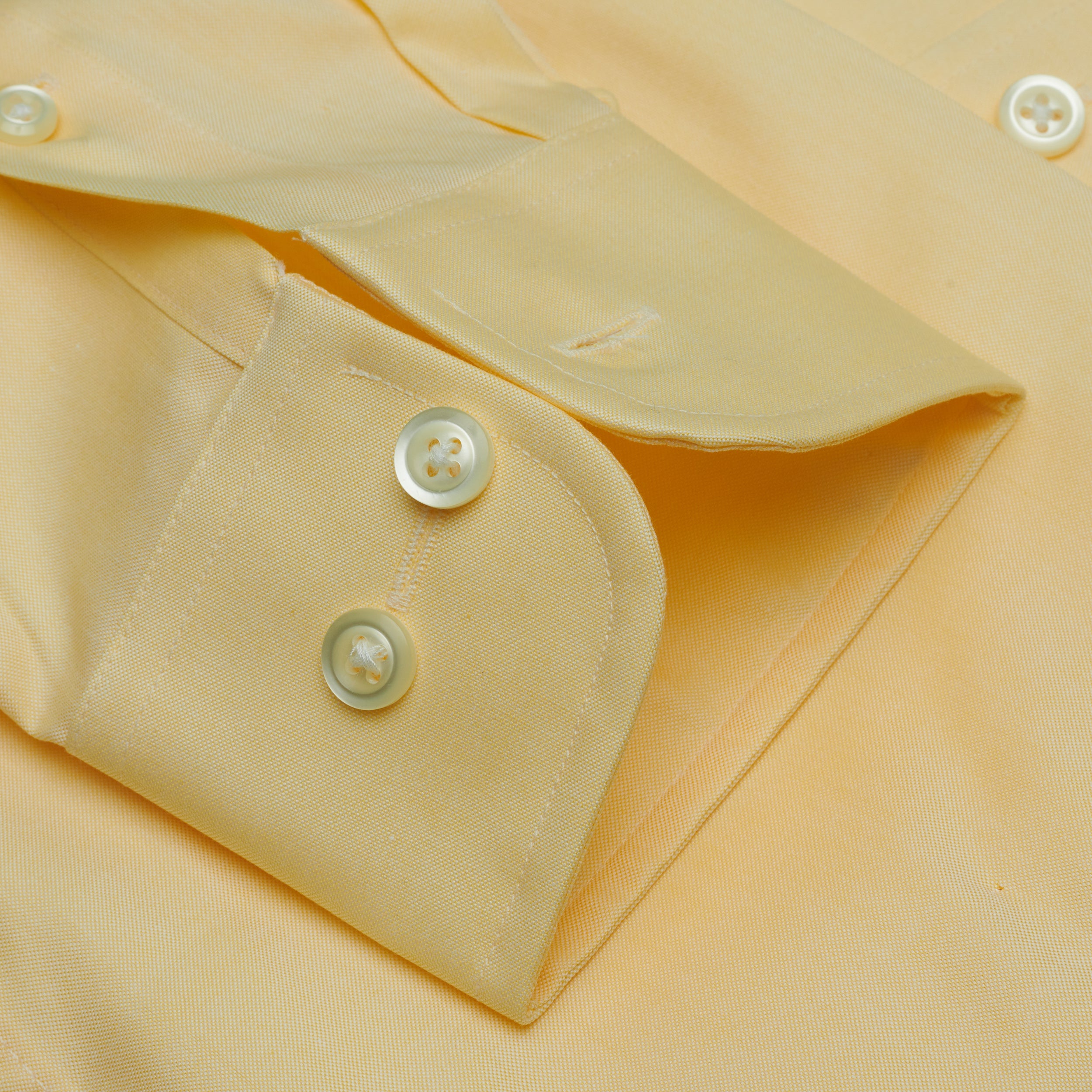097 TF BD - Yellow Tailored Fit Button Down Collar
