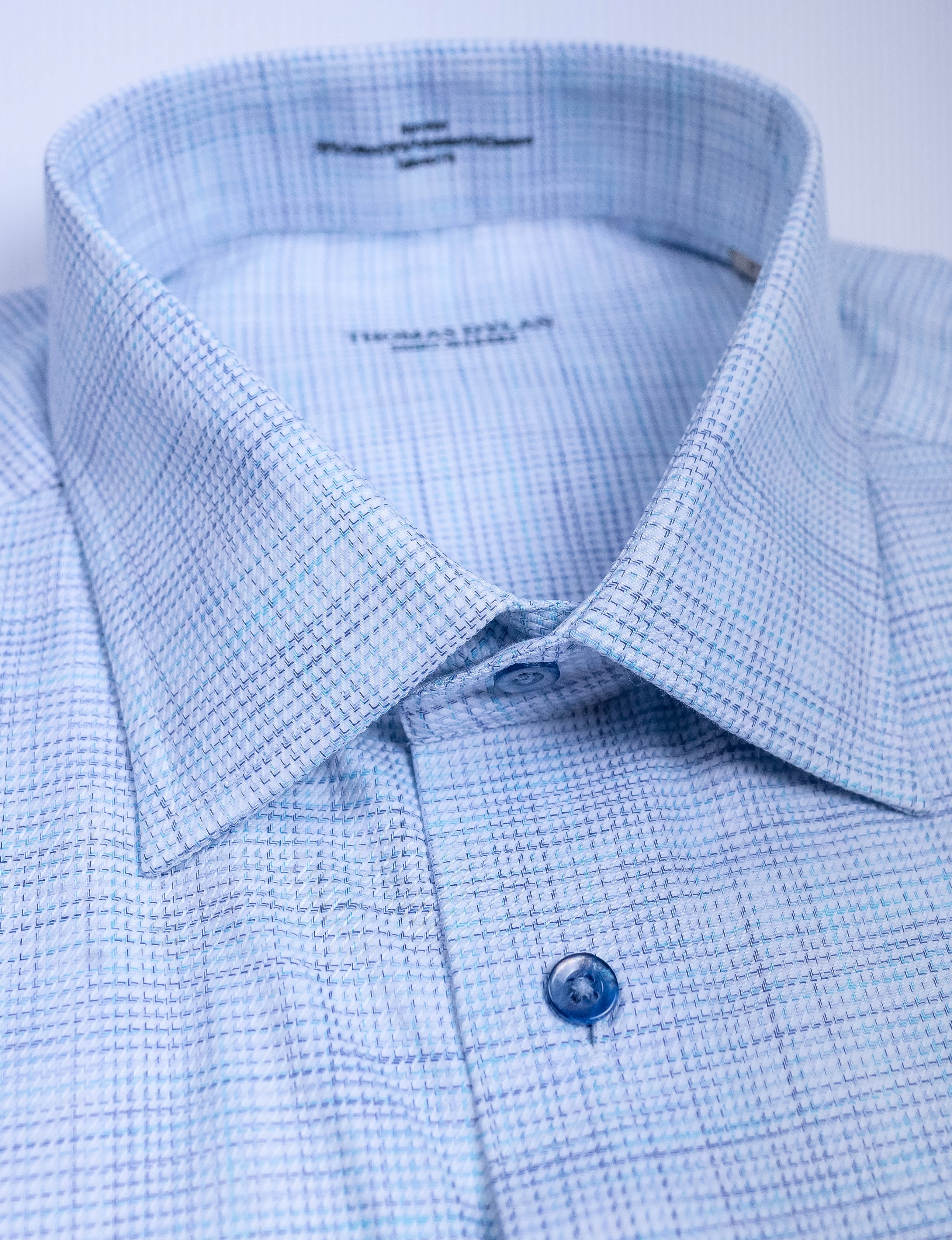 814 TF SC - T-Fit Teal Blue and Ocean Geo Mix Spread Collar